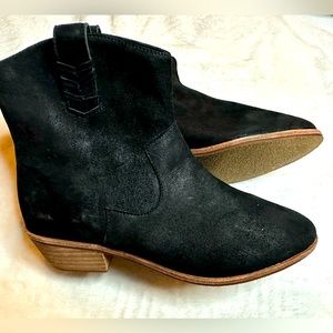 NWT Jack Rogers booties